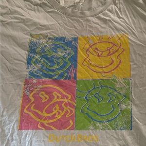 Grey and multi-colored Dutch bros tee